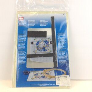 Prym Magnetic Board Pattern Holder Chart Keeper 31cm x 20cm